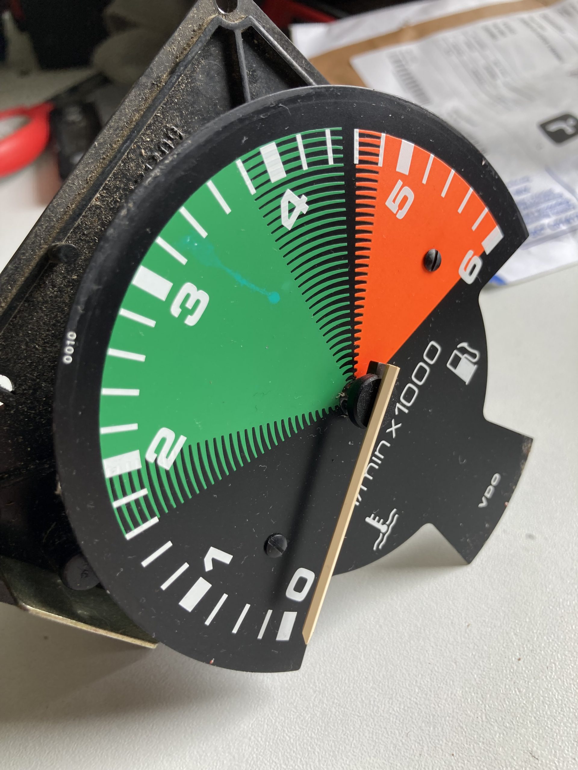 Compteur complet avec compte tour et horloge – Image 2